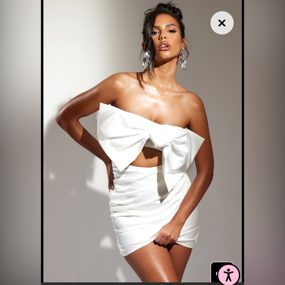 NEVER WORN Pretty Little Thing White Satin Bow Dress